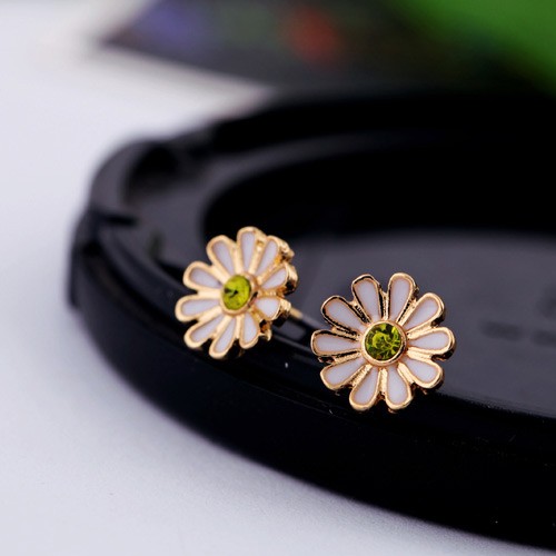 Daisy Flower Earrings on Luulla
